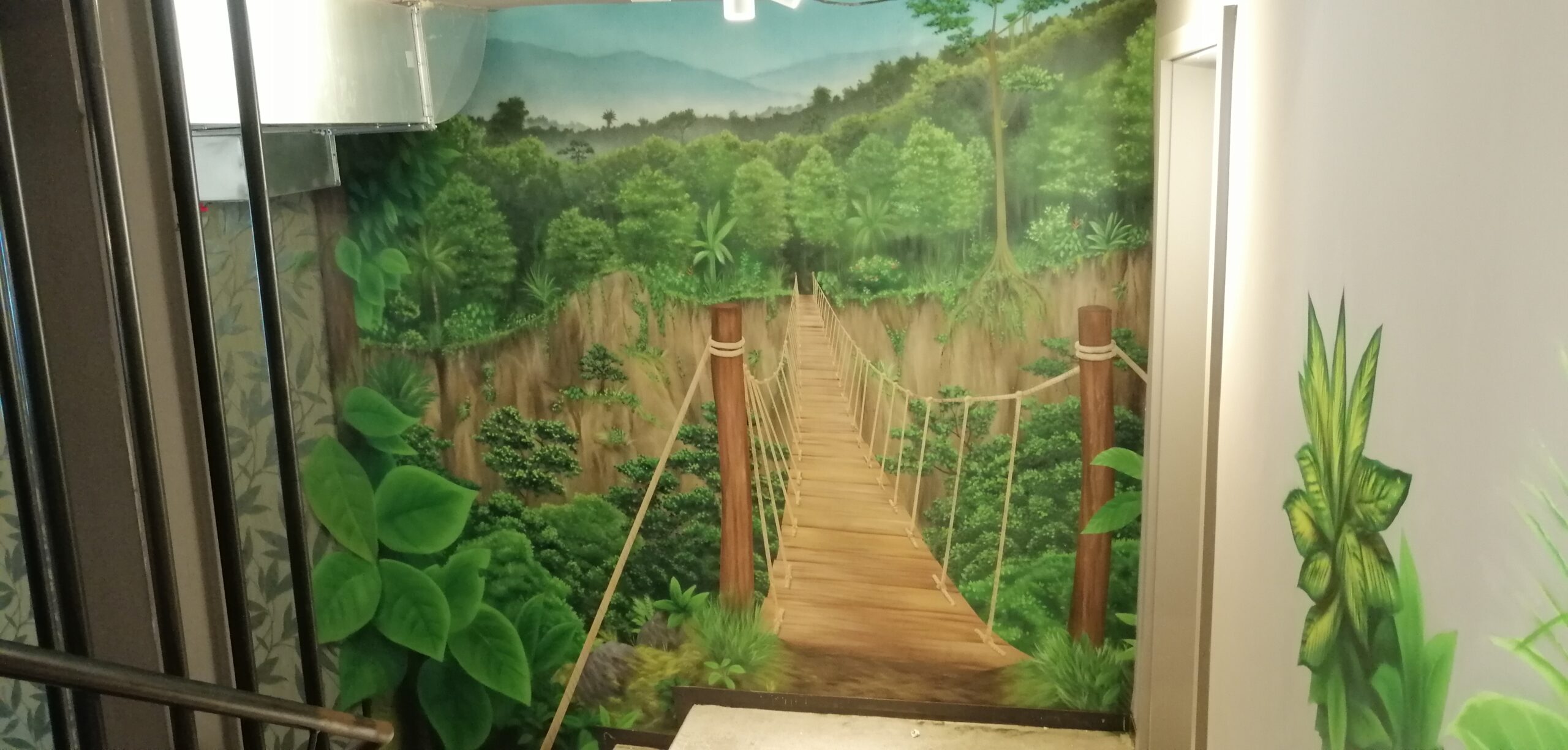 Chango_Hängebrücke in den Dschungel