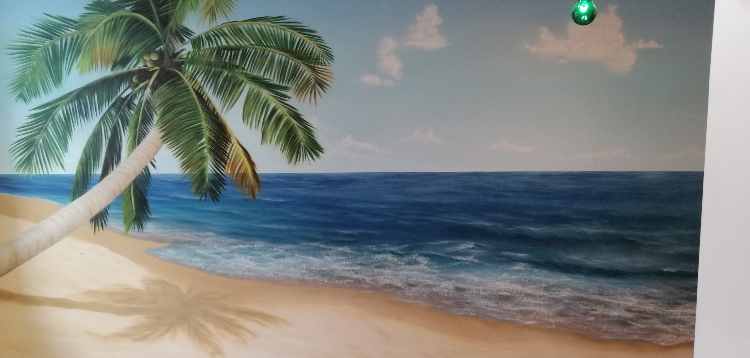 Restaurant Strand Graffiti Mural